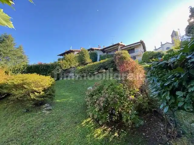 Villetta a schiera in vendita a Taino