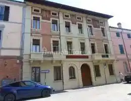 Appartamento in vendita a Forlì