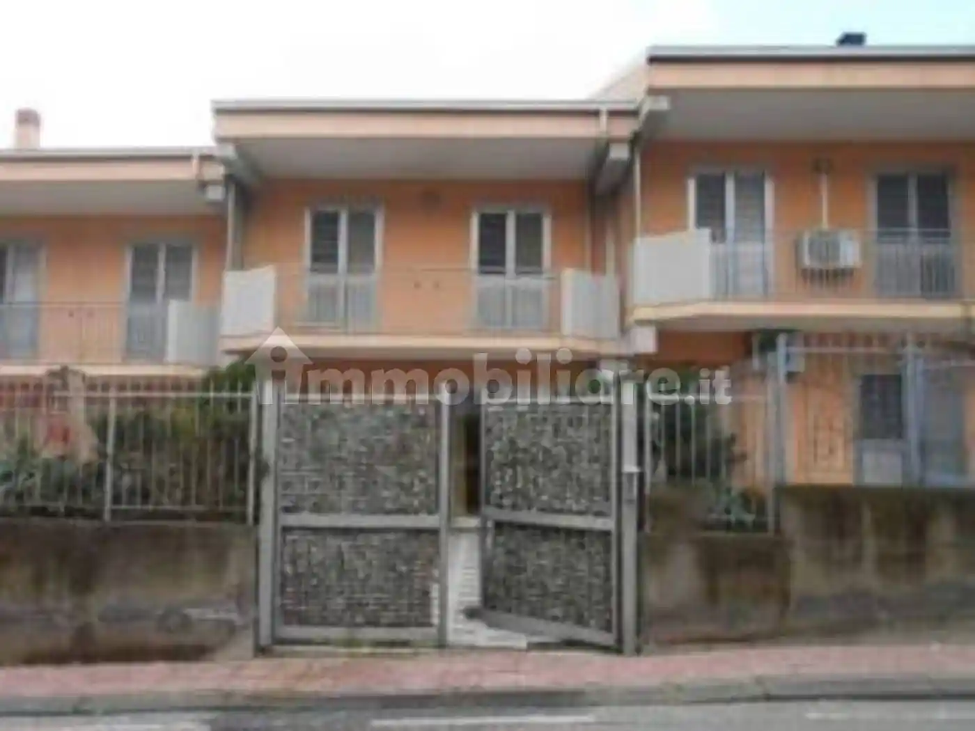 Villetta a schiera in vendita a Santa Teresa di Riva