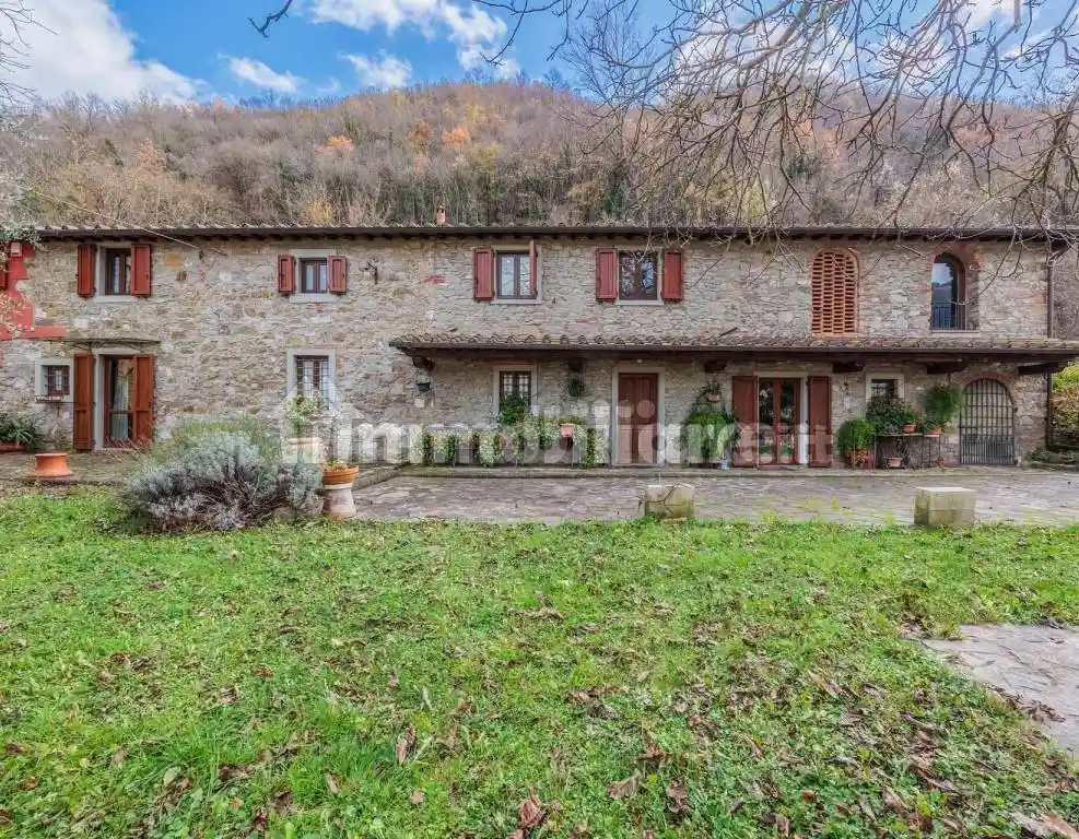 Rustico - Casale in vendita a Vernio