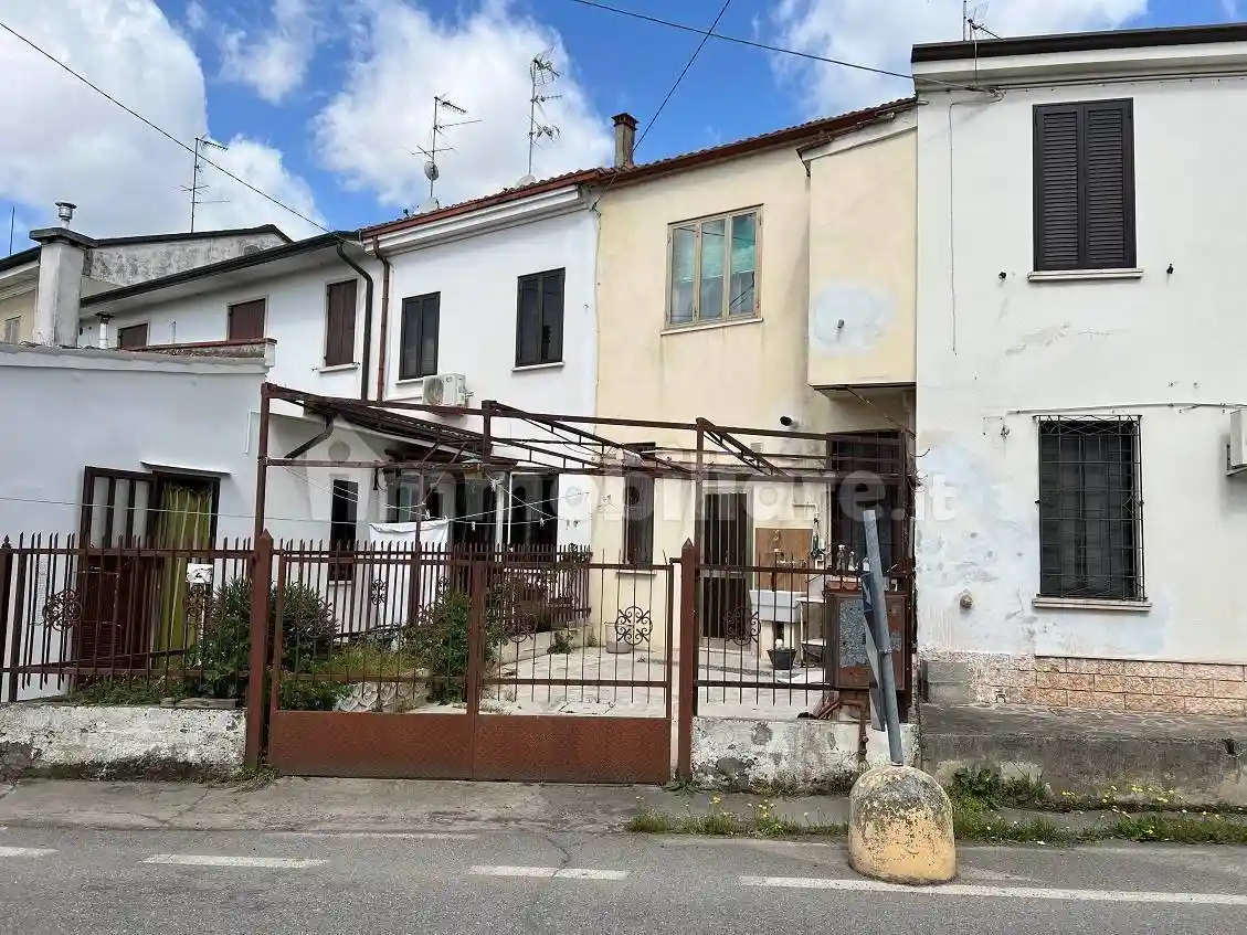Casa indipendente in vendita a Villimpenta