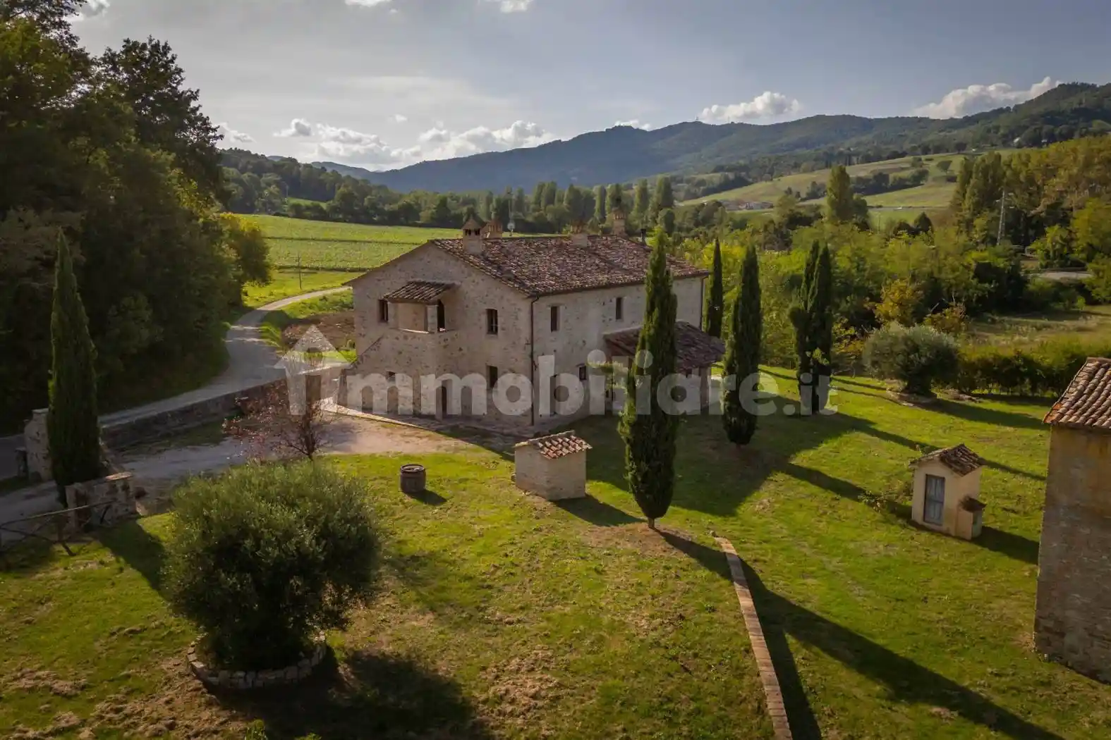 Rustico - Casale in vendita a Umbertide