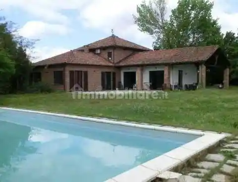 Villa in vendita a Asti