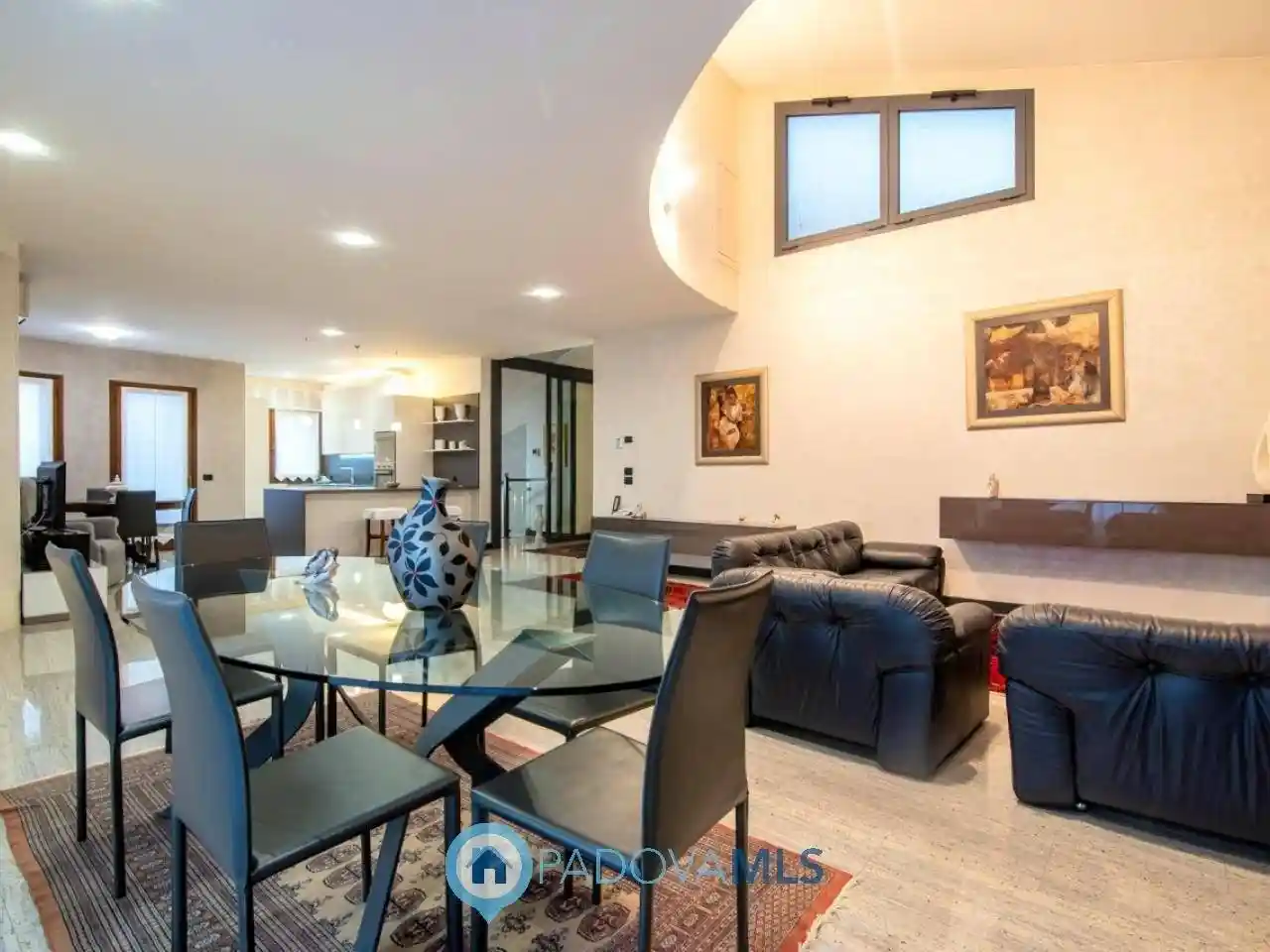 Villa in vendita a Due Carrare