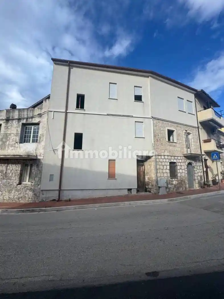 Casa indipendente in vendita a Lentella