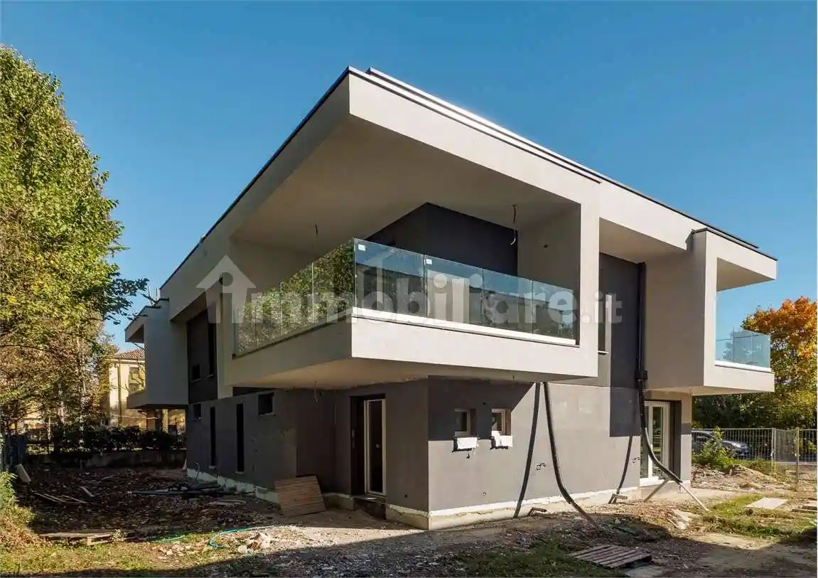 Villetta a schiera in vendita a Modena