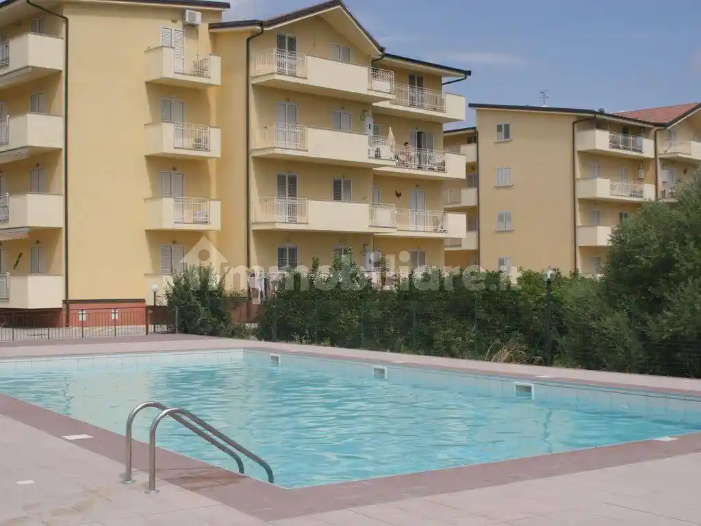 Appartamento in vendita a Caulonia