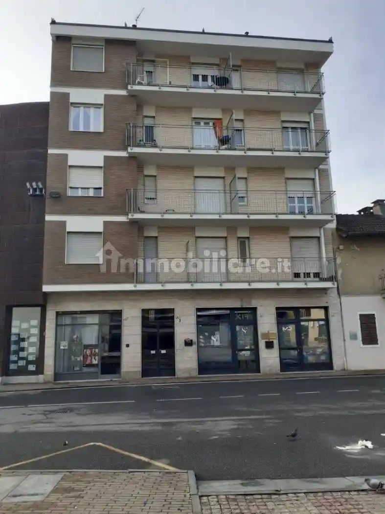 Appartamento in affitto a None