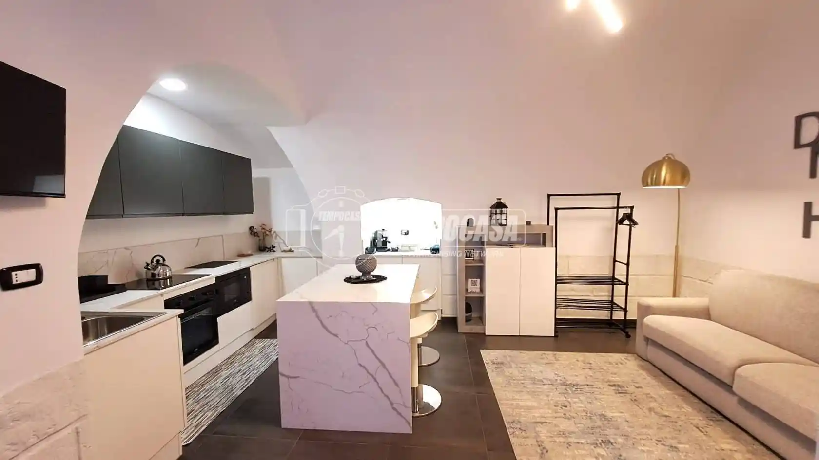 Casa indipendente in vendita a Adelfia