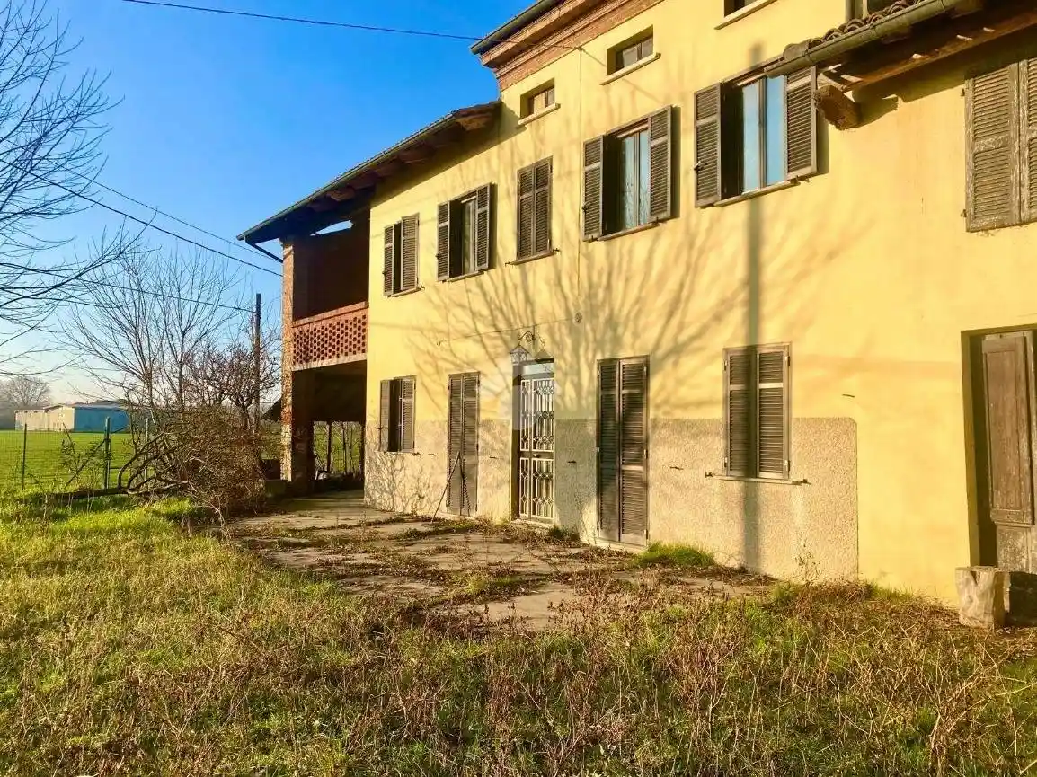 Casa indipendente in vendita a Isola Sant'Antonio