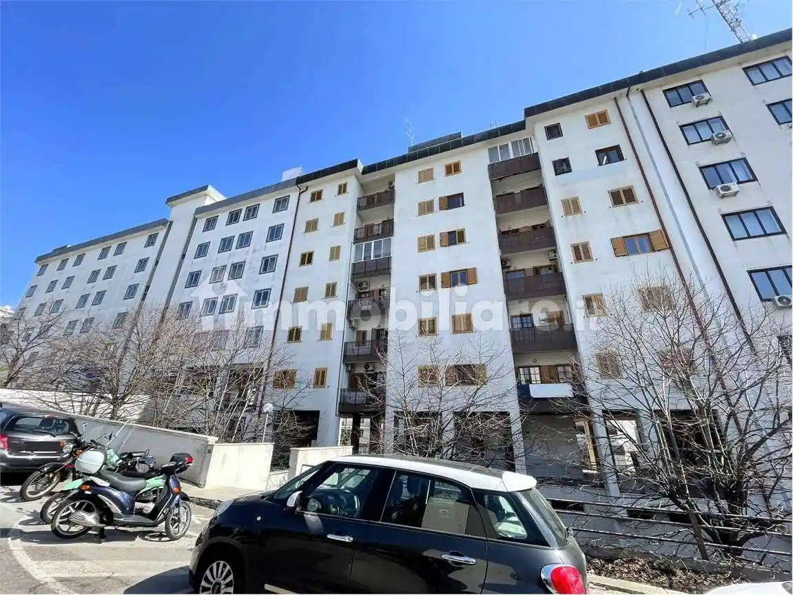 Appartamento in affitto a Brindisi