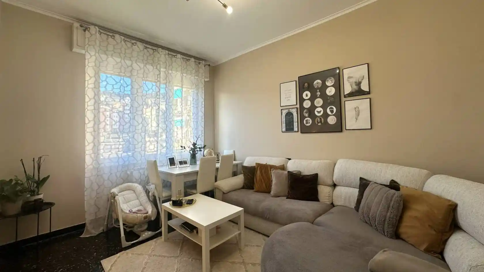 Appartamento in vendita a Genova