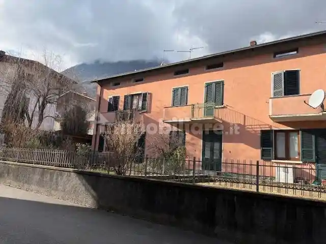 Villetta a schiera in vendita a Malonno