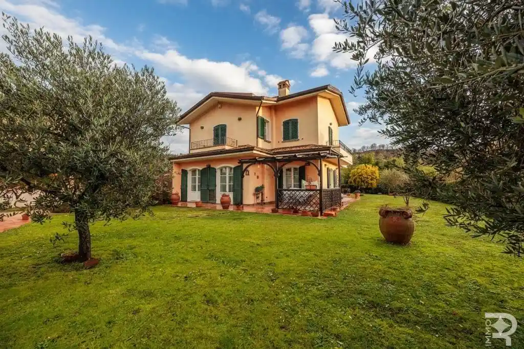 Villa in vendita a Pontremoli