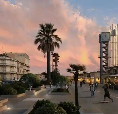Palazzo - Edificio in vendita a Viareggio