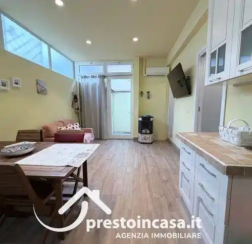 Appartamento in vendita a Viareggio