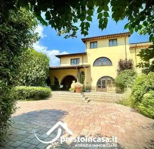Villa in vendita a Massarosa
