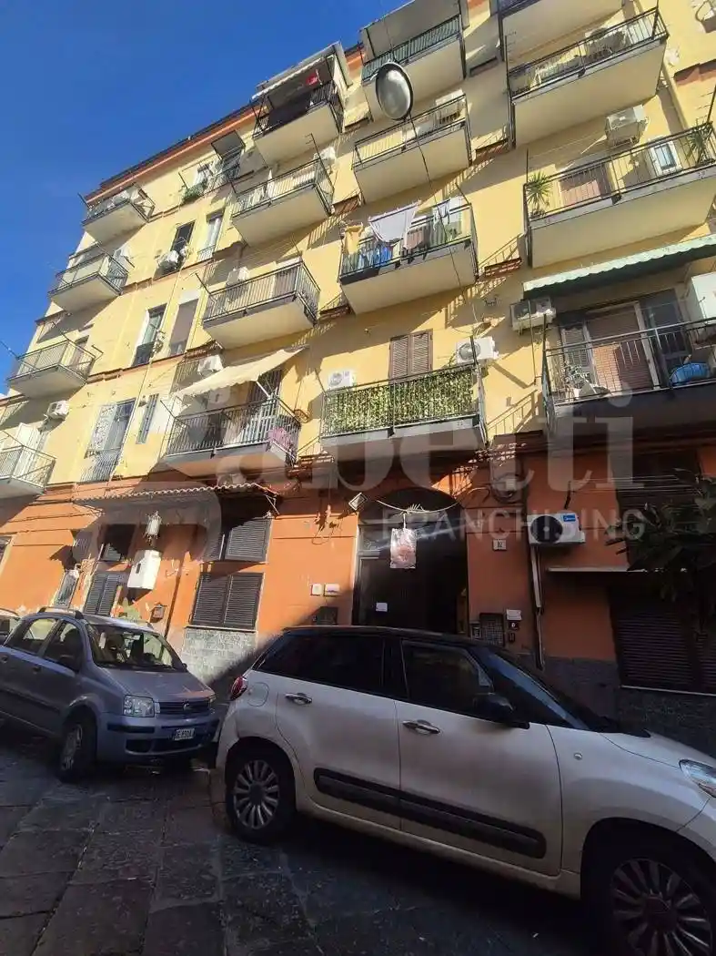 Appartamento in vendita a Napoli