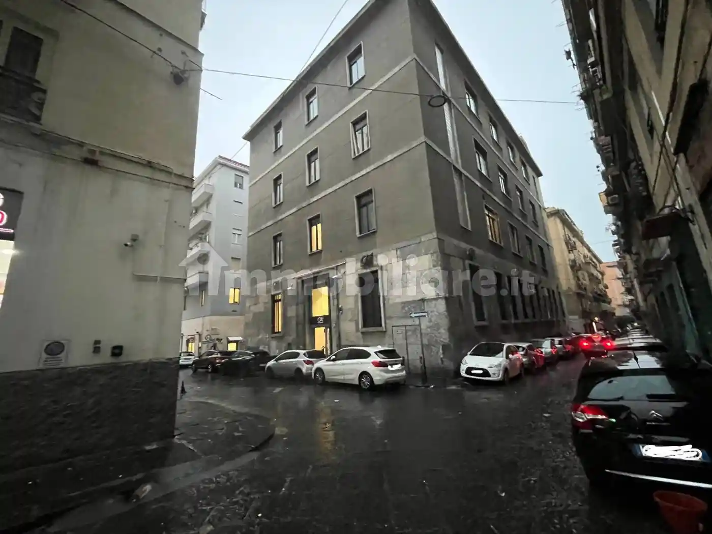 Appartamento in vendita a Napoli