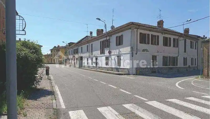 Appartamento in vendita a Bressana Bottarone