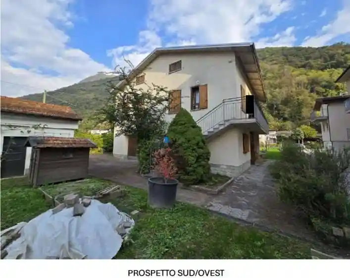 Appartamento in vendita a Dubino