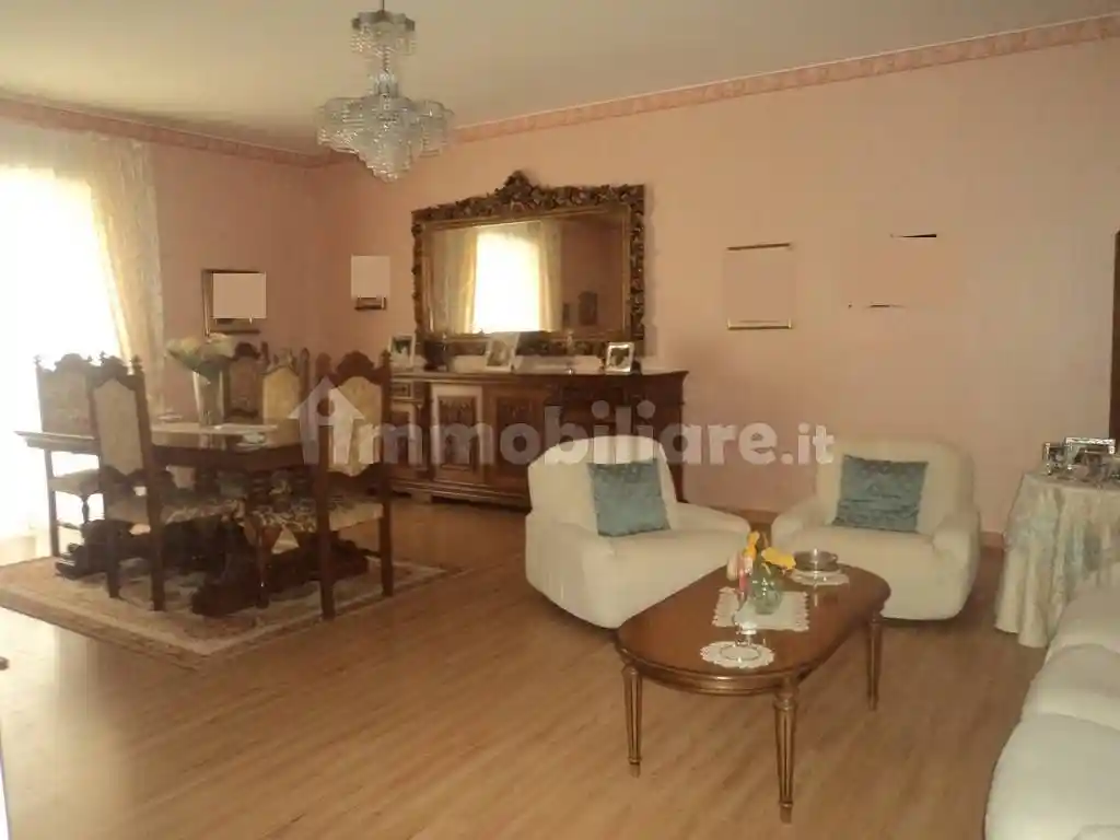 Appartamento in vendita a Caltagirone