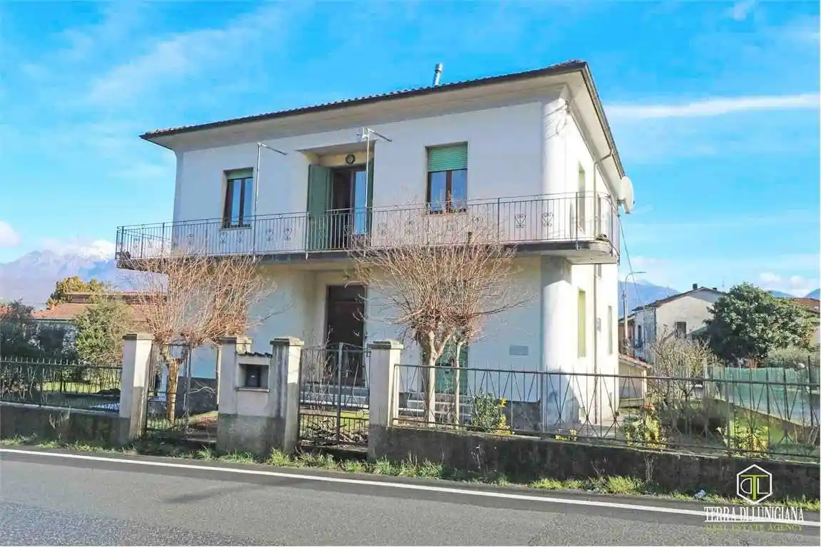 Casa indipendente in vendita a Mulazzo