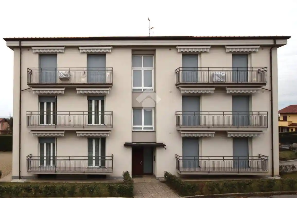 Appartamento in affitto a Cremella