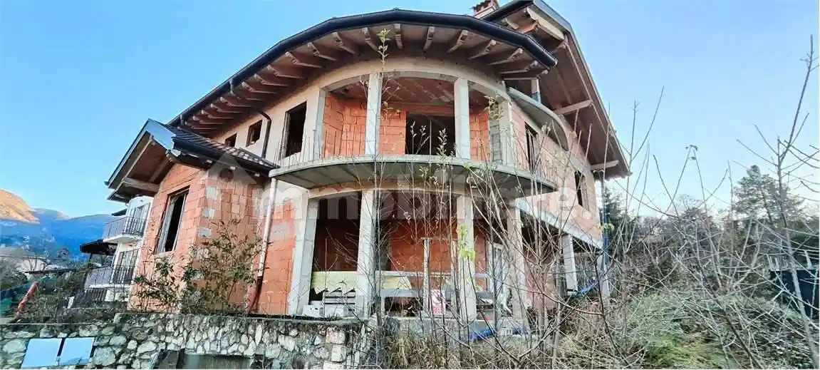 Villa in vendita a Trambileno