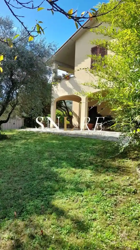 Villa in vendita a Figline e Incisa Valdarno