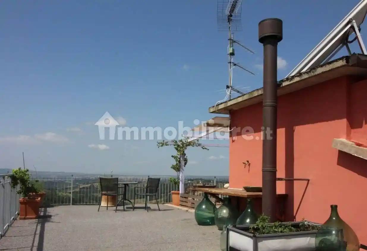 Appartamento in vendita a Montespertoli