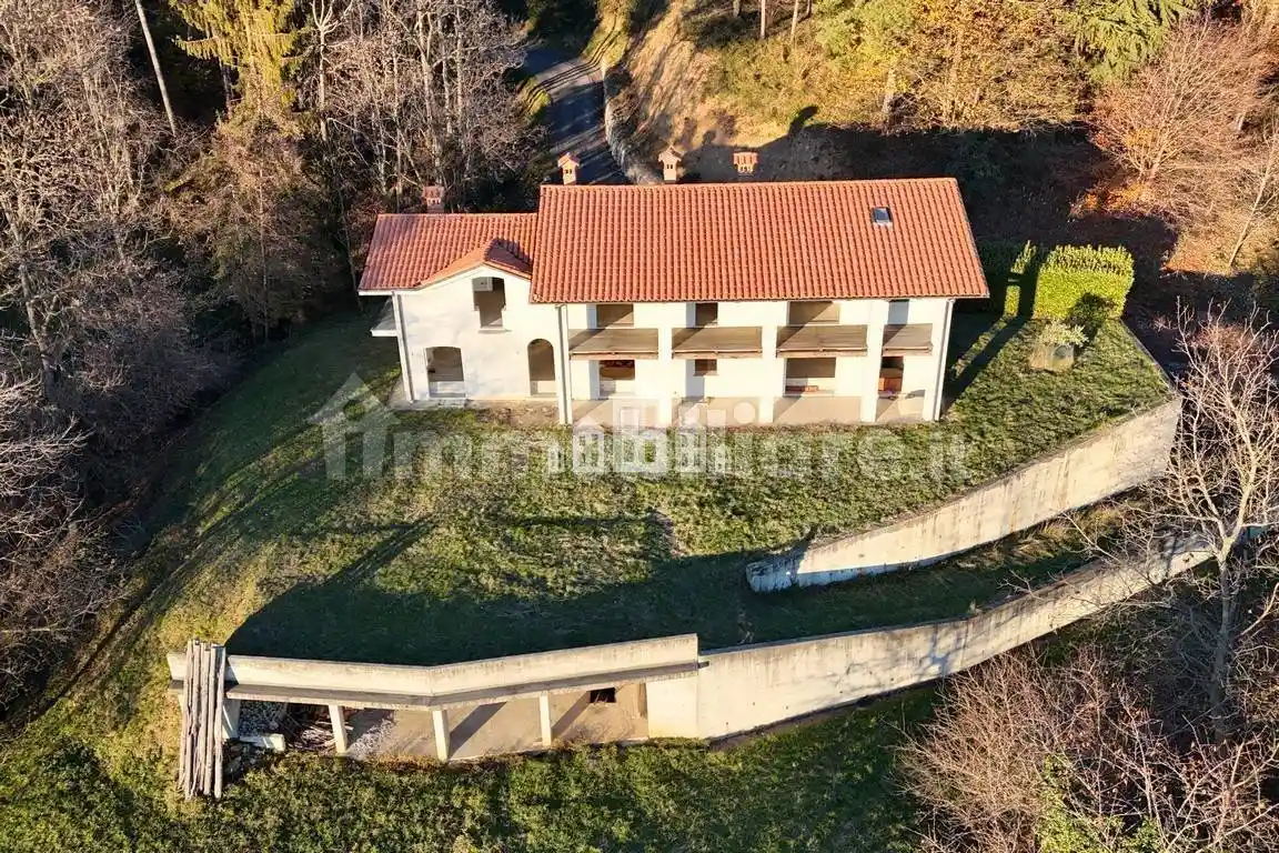 Villa in vendita a Borgiallo