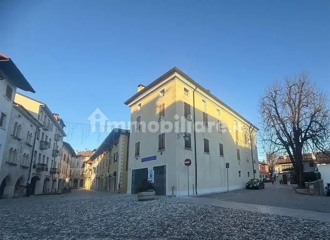Palazzo - Edificio in vendita a Spilimbergo