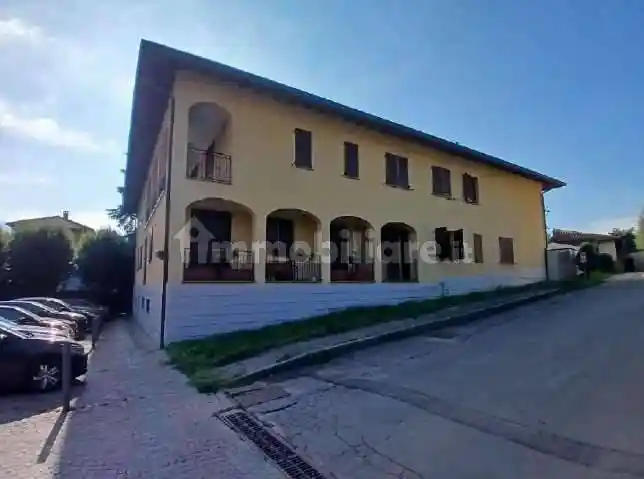 Appartamento in vendita a Cabiate