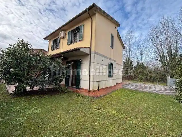 Villa in vendita a San Giuliano Terme