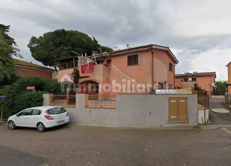 Appartamento in vendita a Scansano