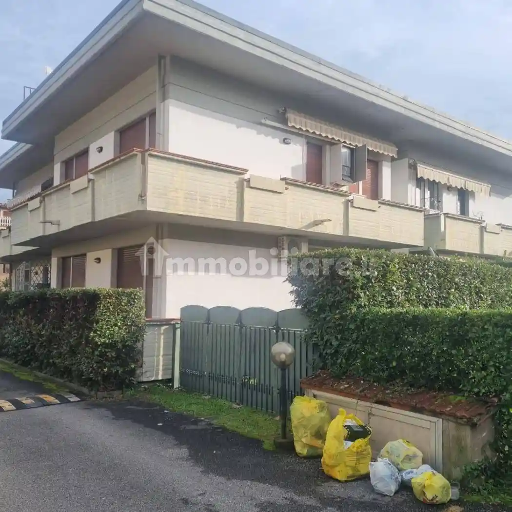 Appartamento in vendita a Massa