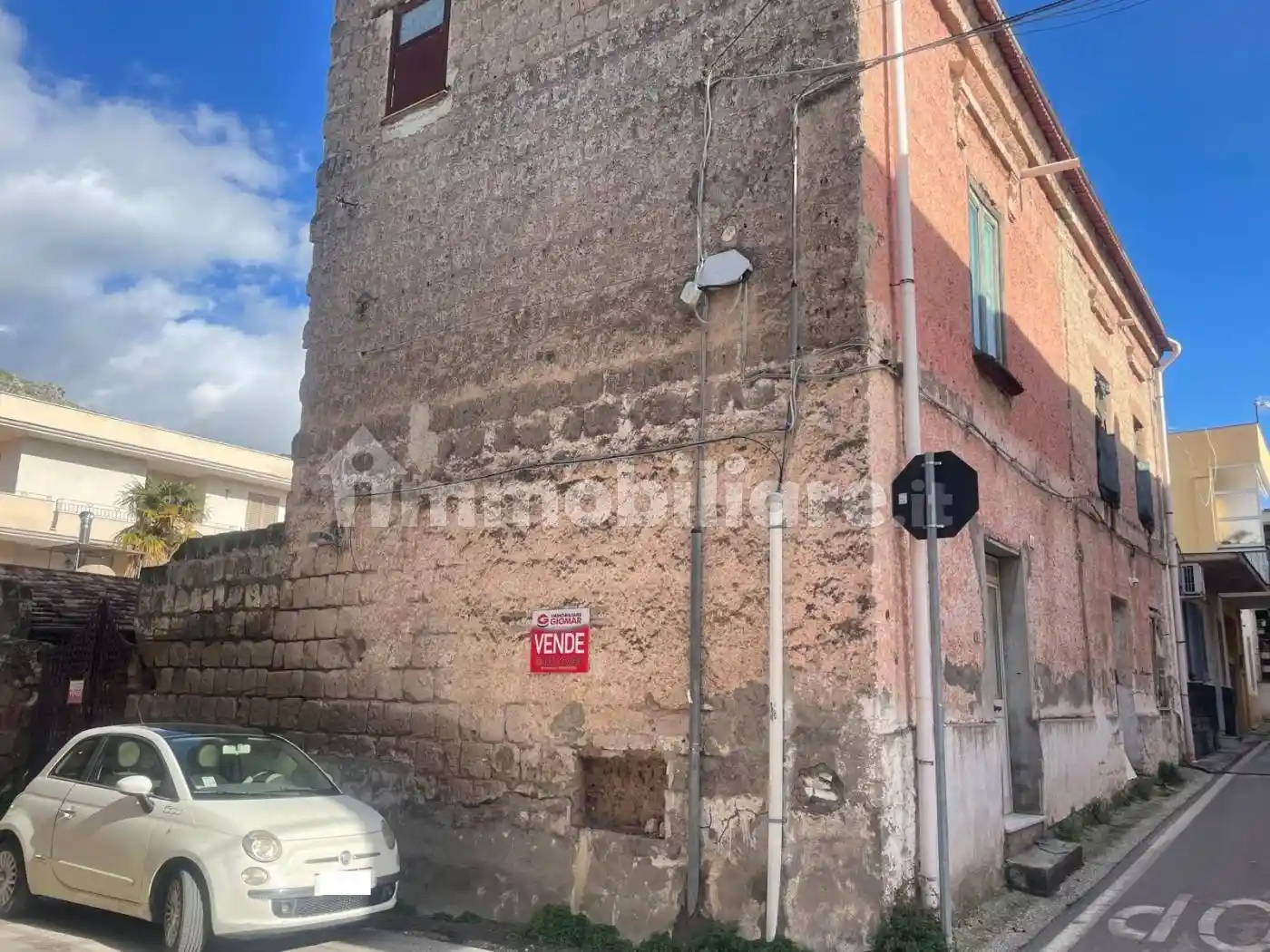 Palazzo - Edificio in vendita a Mondragone