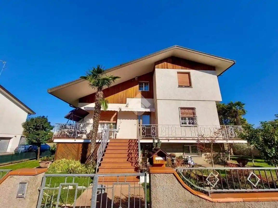 Villa in vendita a Alfonsine