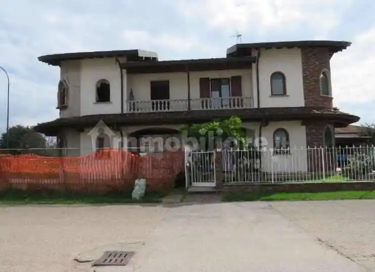 Villa in vendita a Cuggiono