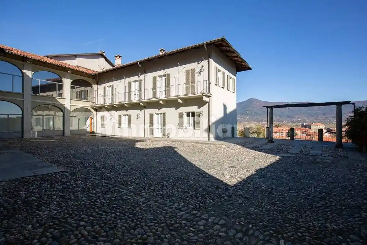 Rustico - Casale in vendita a Avigliana