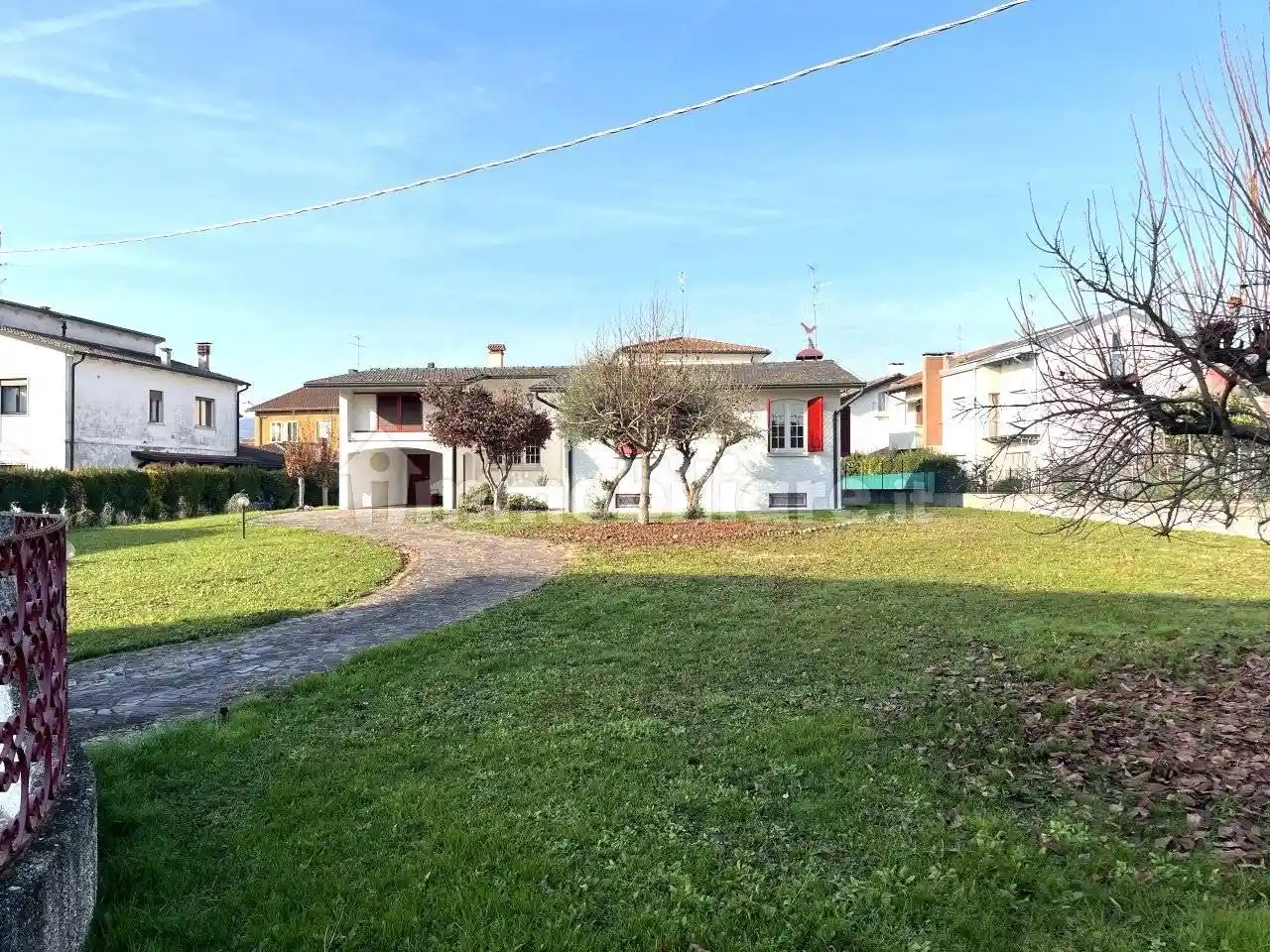 Casa indipendente in vendita a Creazzo