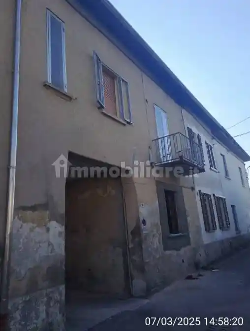 Appartamento in vendita a Venegono Inferiore