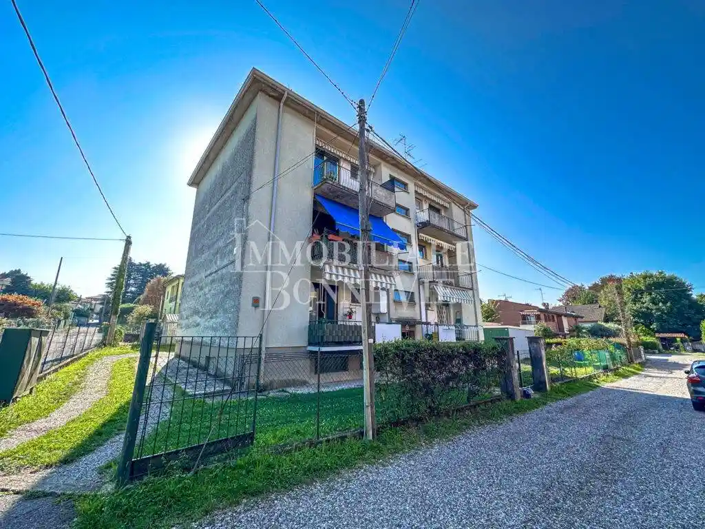 Appartamento in vendita a Albiolo
