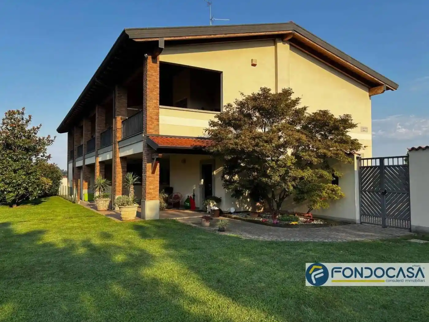 Villa in vendita a Cologne