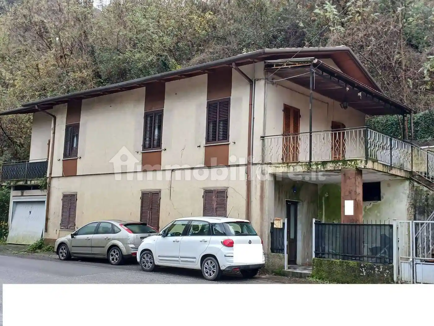 Casa indipendente in vendita a Massa