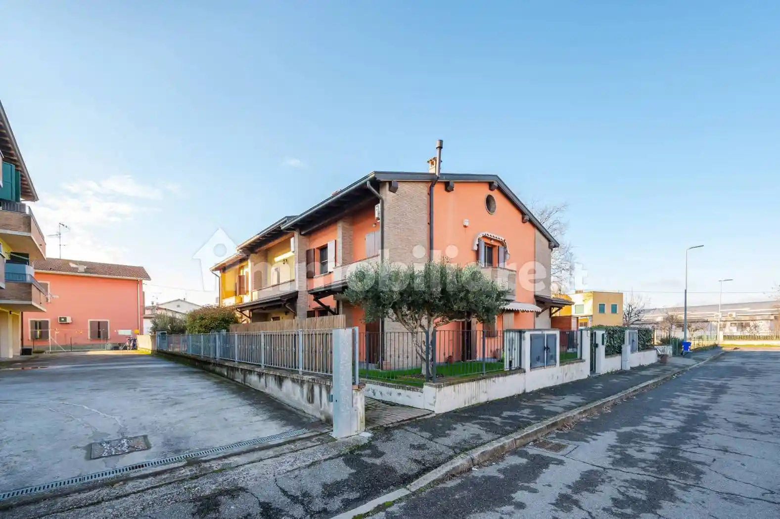 Villetta a schiera in vendita a Soragna