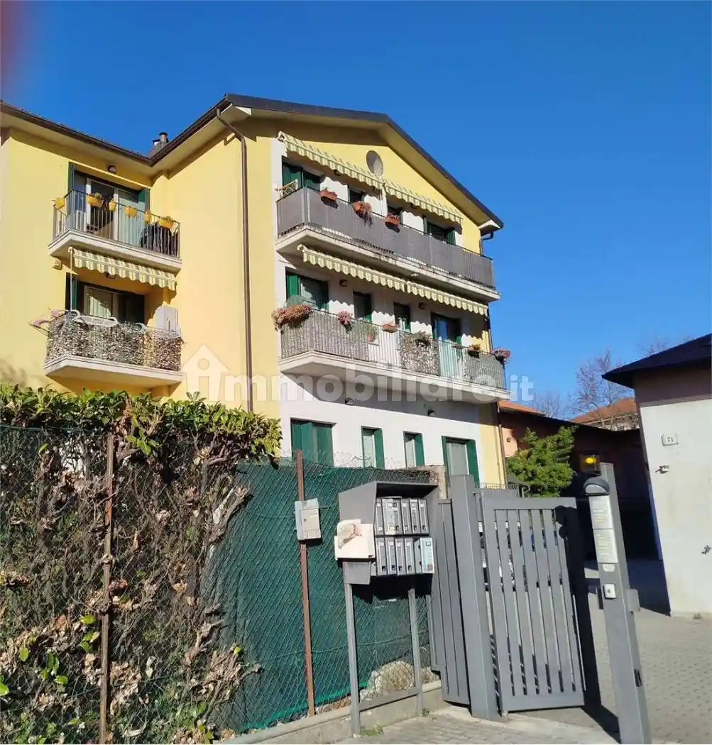 Appartamento in affitto a Varese