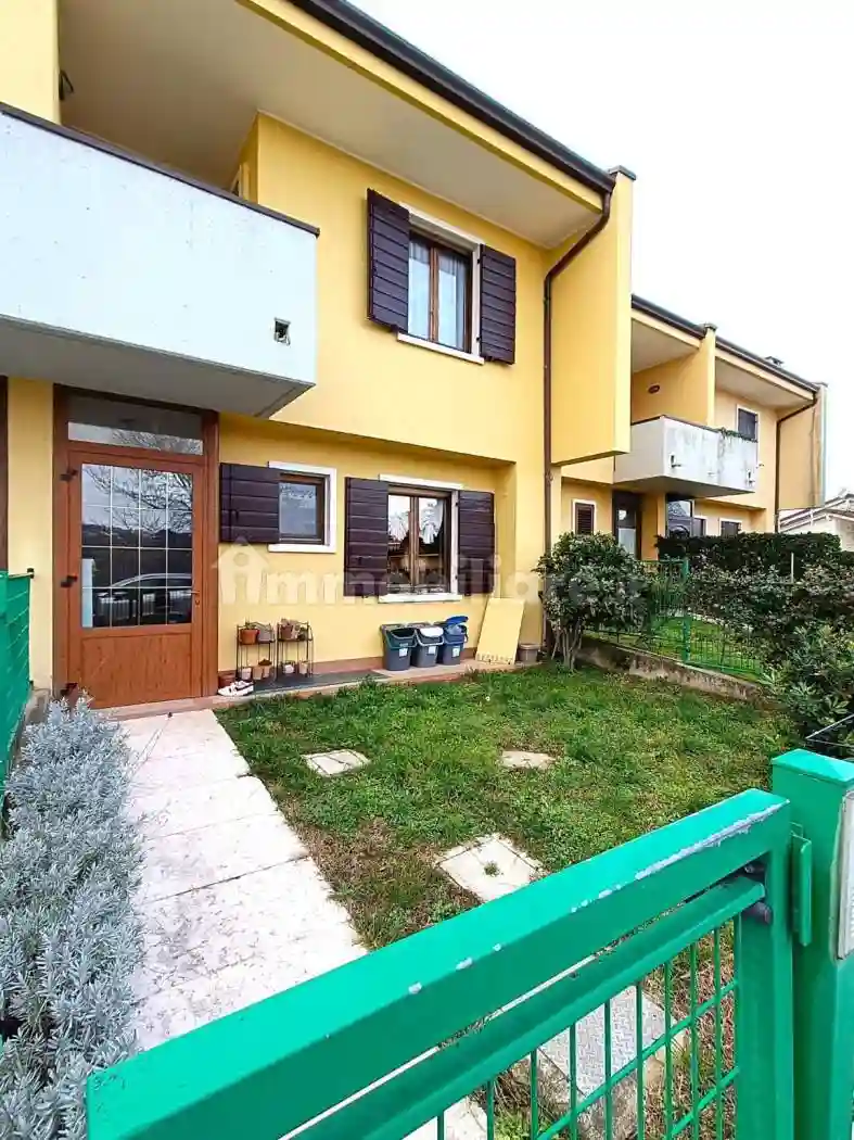 Villetta a schiera - foto 2