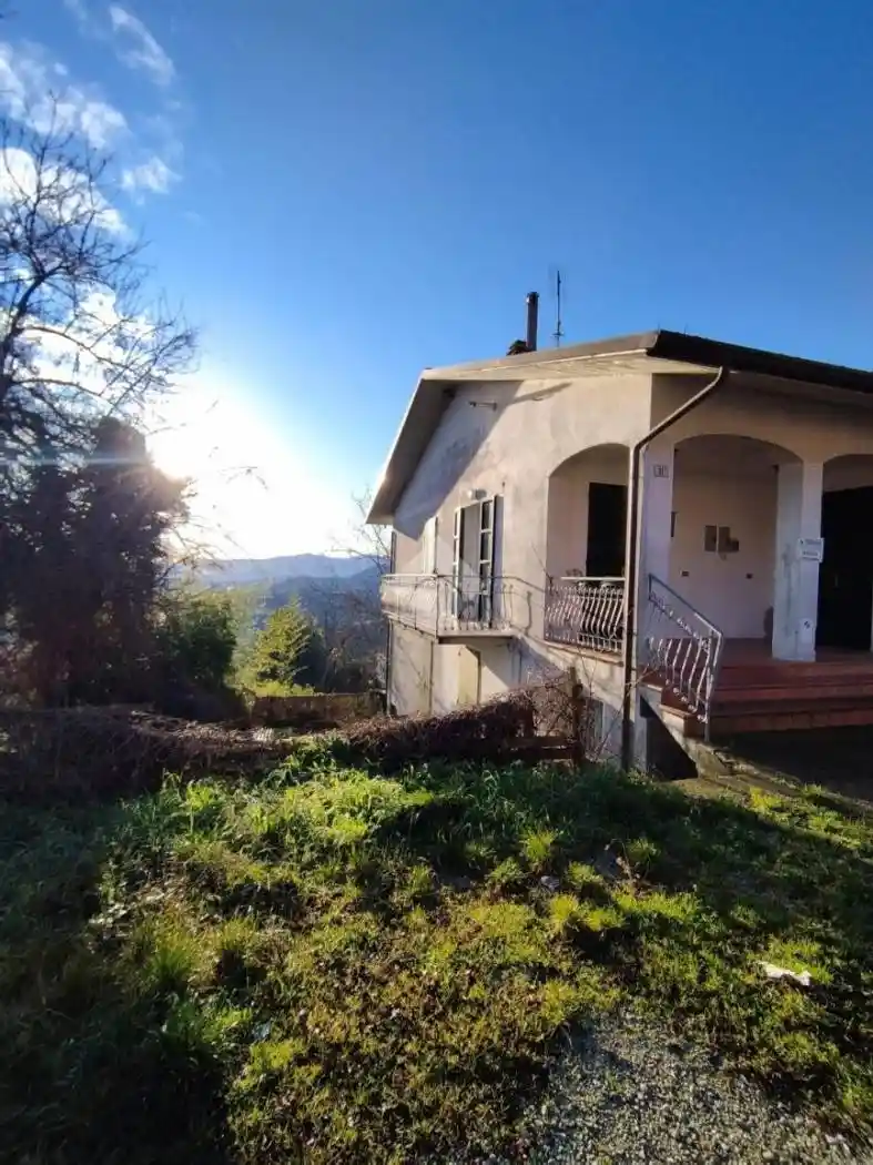 Casa indipendente in vendita a Sogliano al Rubicone